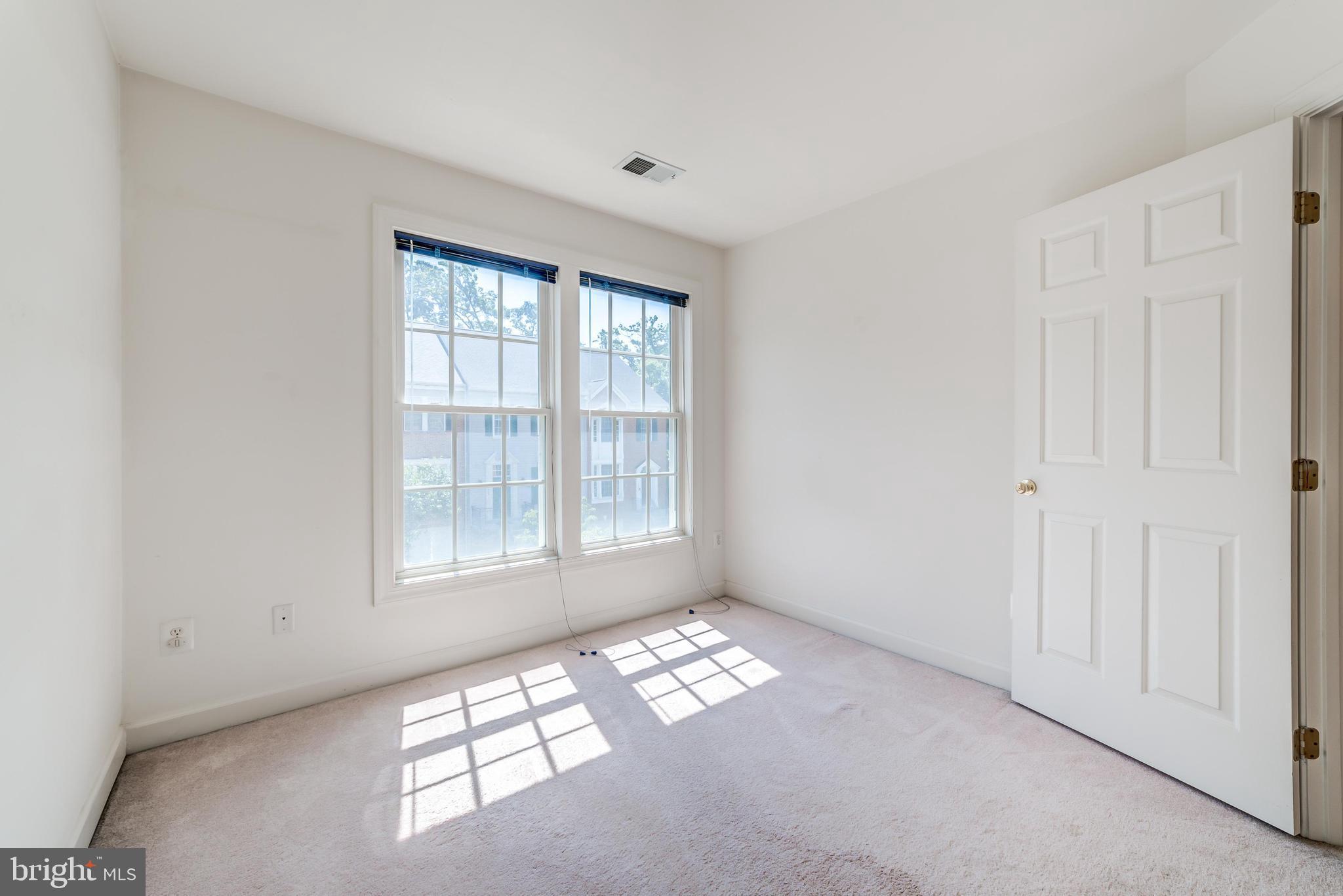 6664 Debra Lu Way Springfield, VA 22150 - Photo 30 of 39 Gallery Image 30