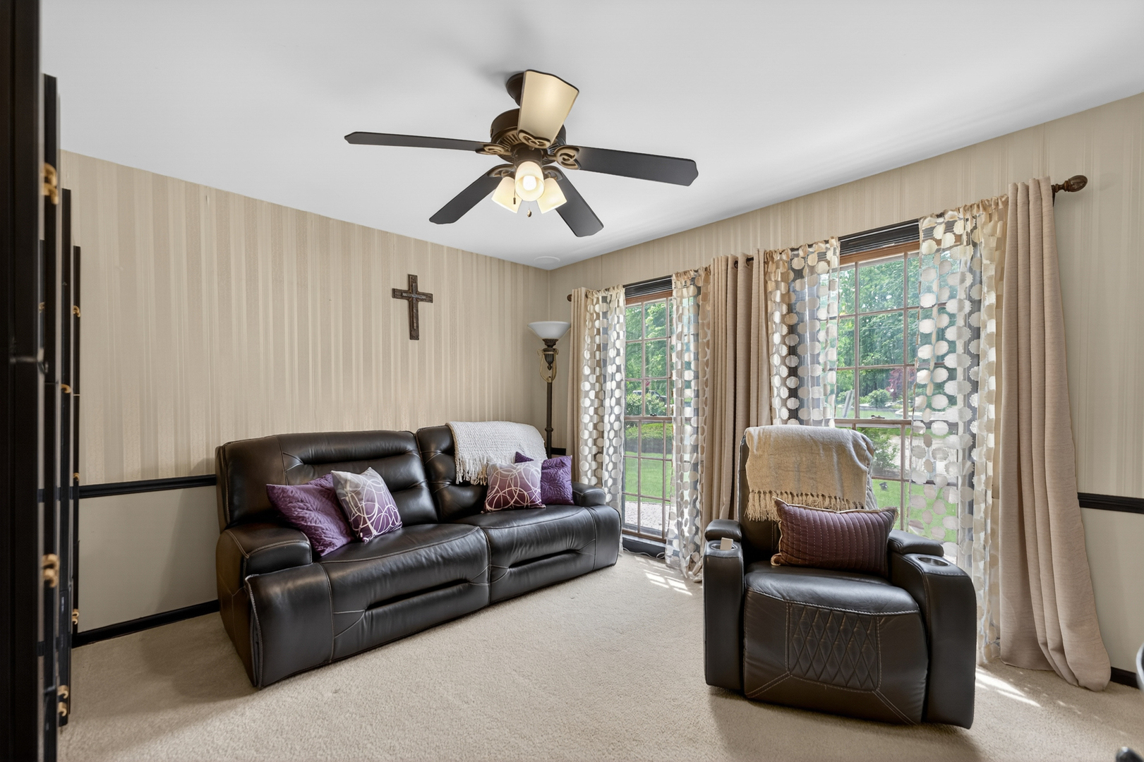 S775 Madison Street Winfield, IL 60190 - Photo 8 of 82