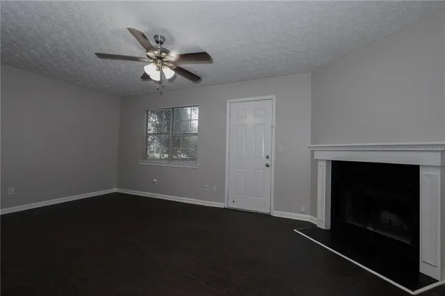 $1,425 | 7215 Crestside Drive, Austell, GA 30168