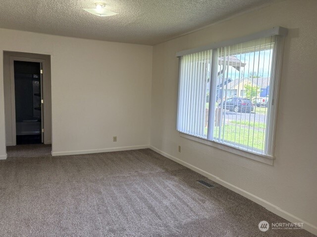 3009 Fir Street Longview, WA 98632 - Photo 9 of 18