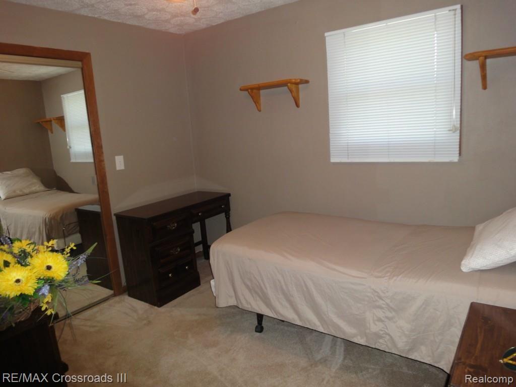 49075 Arkona Road Belleville, MI 48111 - Photo 7 of 12 Bed.jpg