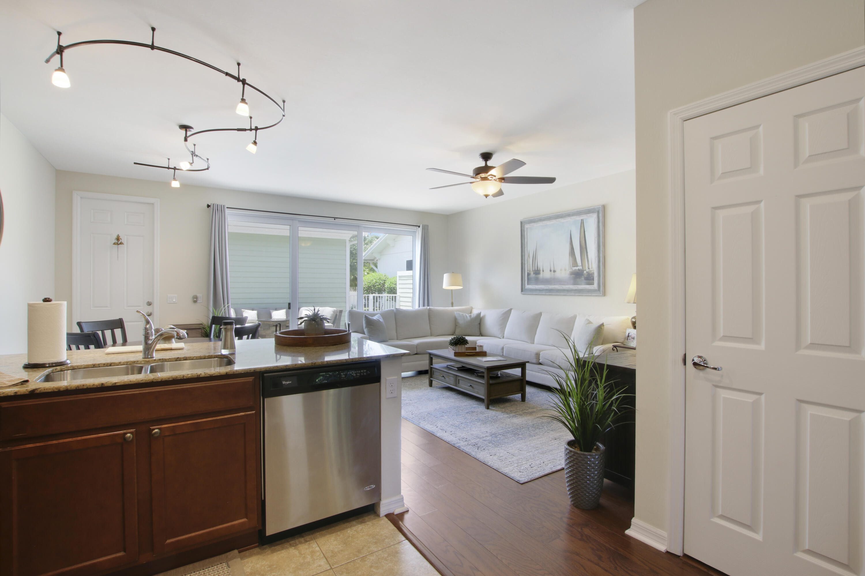 2714 Avalon Way Jupiter, FL 33458 - Photo 20 of 34 20