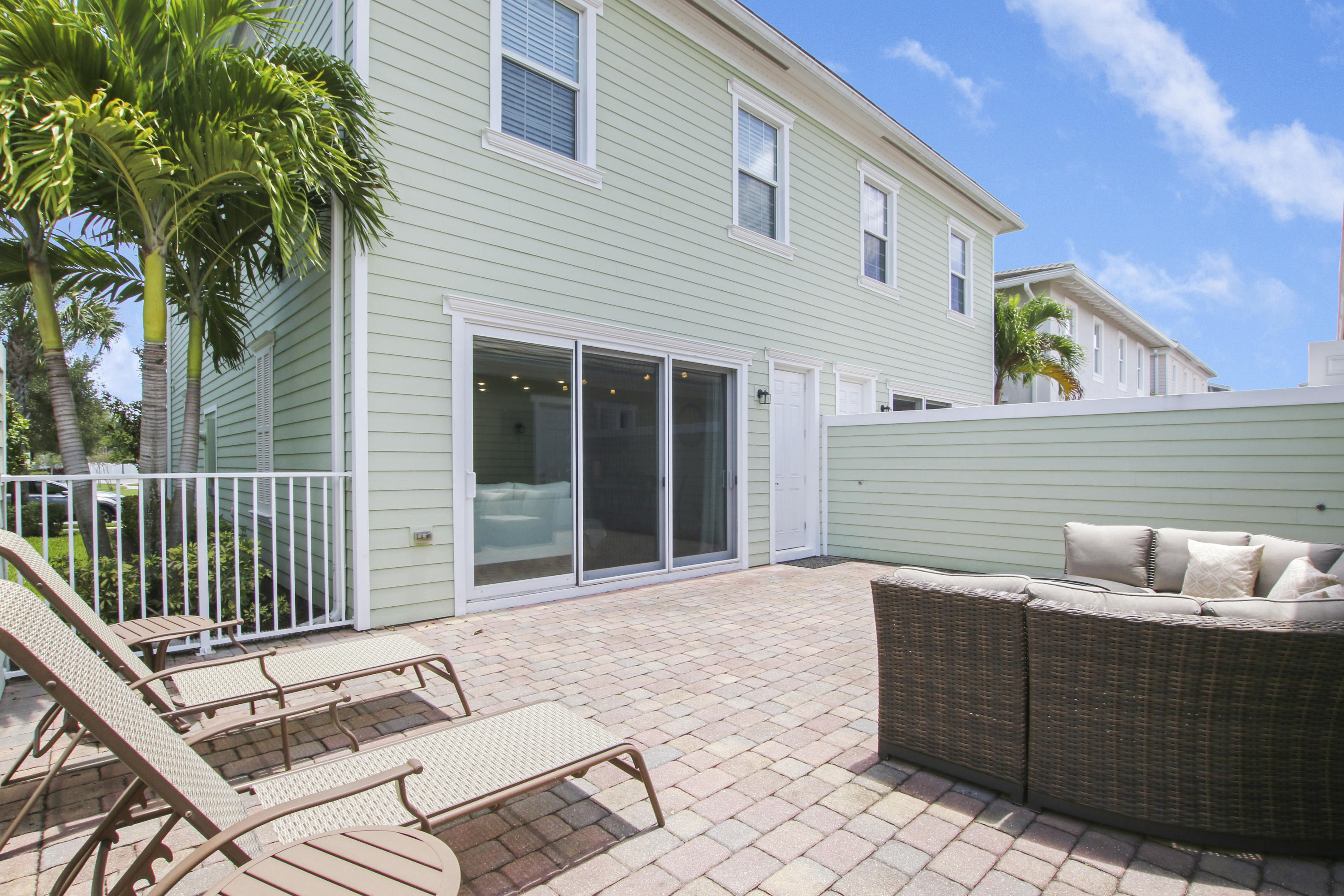 2714 Avalon Way Jupiter, FL 33458 - Photo 9 of 34 9