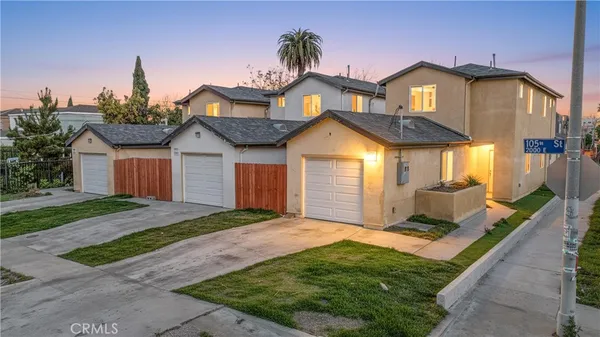$929,000 | 2027 East 105th Street, Los Angeles, CA 90002
