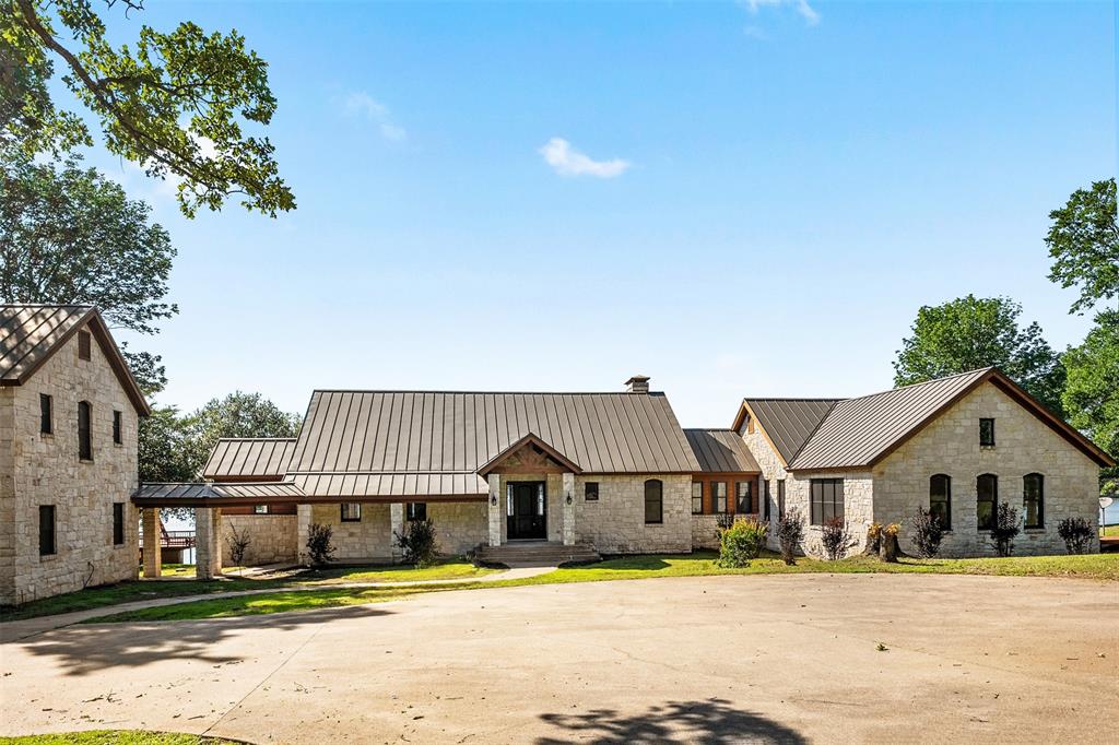 14354 Ridge Lane Malakoff, TX 75148 - Photo 4 of 40 a front view of a house with a yard