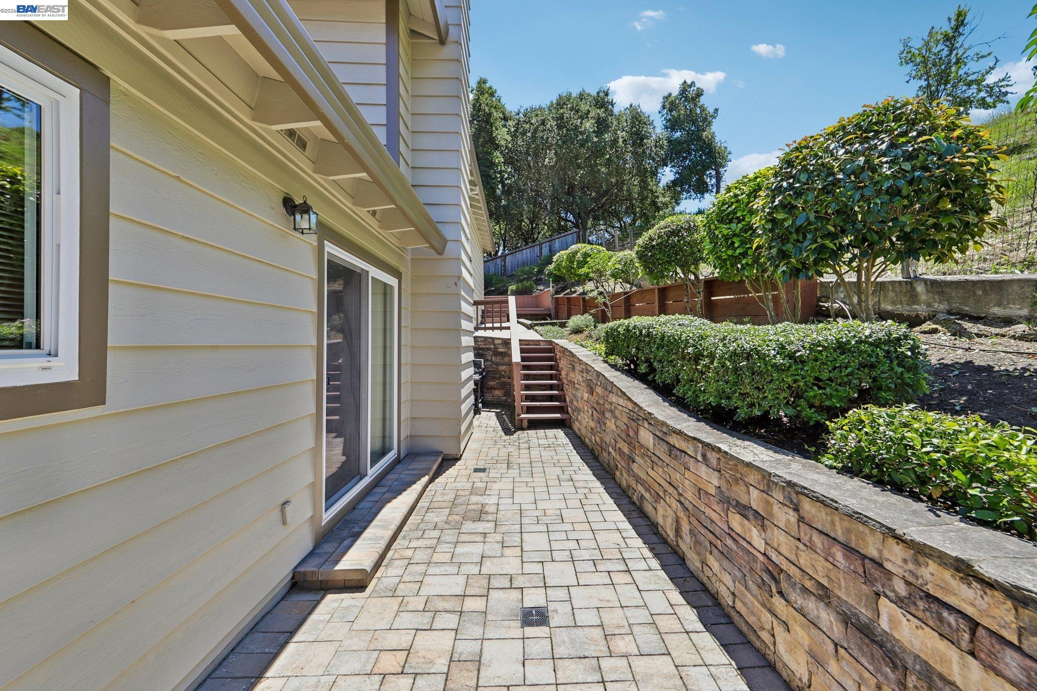 26 Oak Road Orinda, CA 94563 - Photo 42 of 58