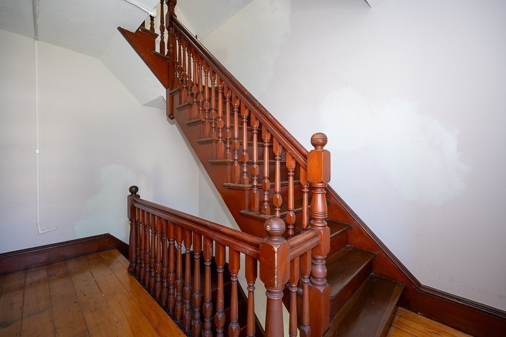 192 Vernon Street Worcester, MA 01607 - Photo 19 of 38