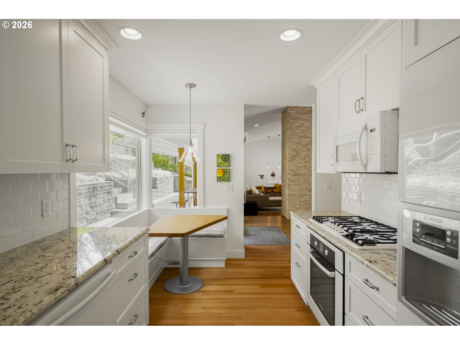 3938 Southwest 36th Place Portland, OR 97221 - Photo 15 of 38