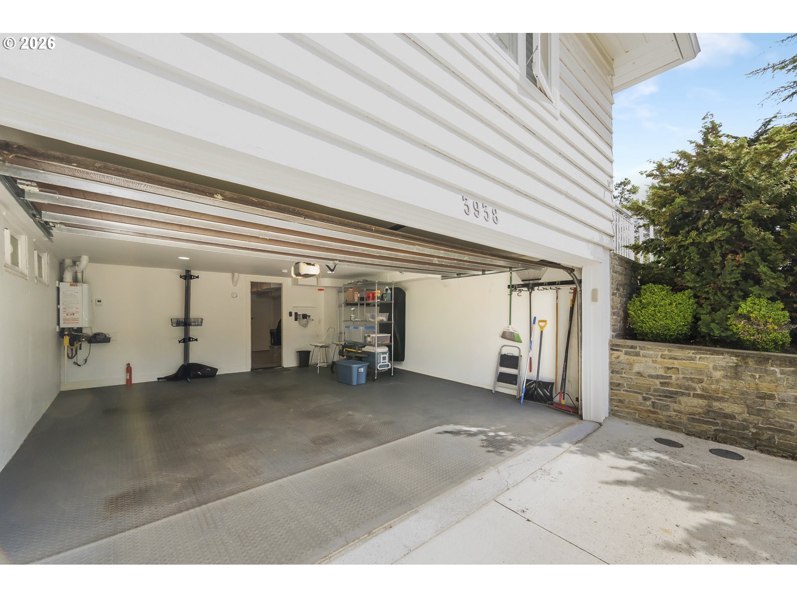 3938 Southwest 36th Place Portland, OR 97221 - Photo 26 of 38