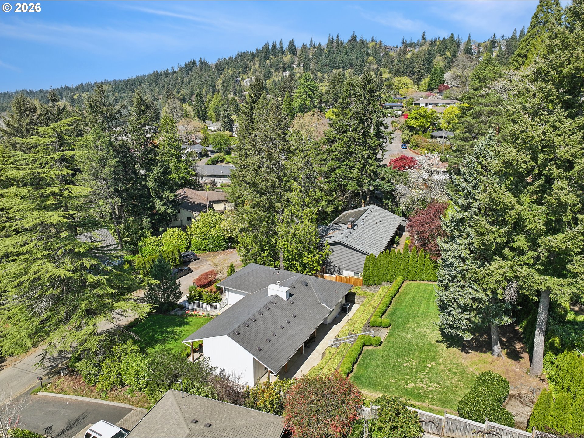 3938 Southwest 36th Place Portland, OR 97221 - Photo 32 of 38