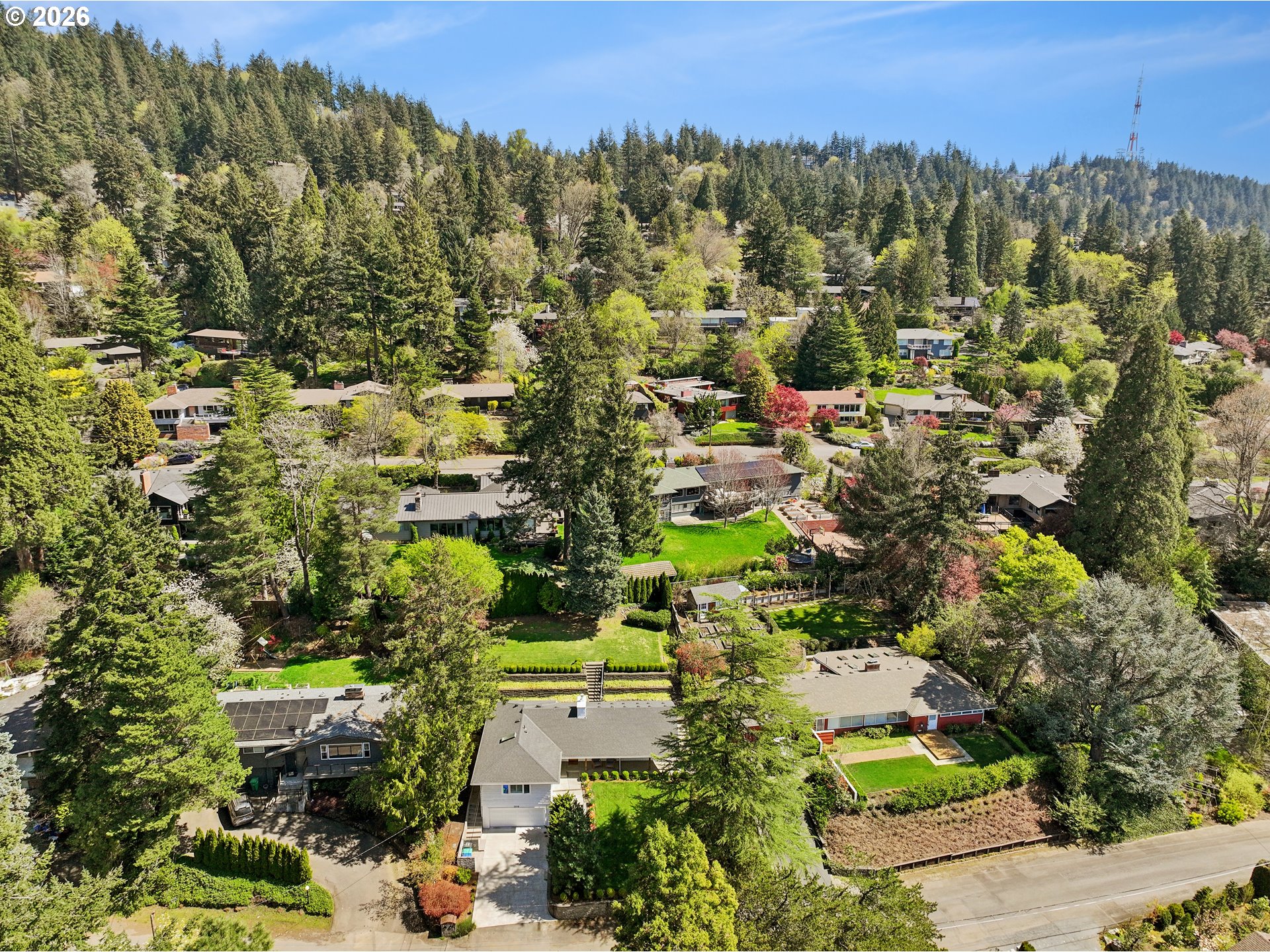 3938 Southwest 36th Place Portland, OR 97221 - Photo 33 of 38