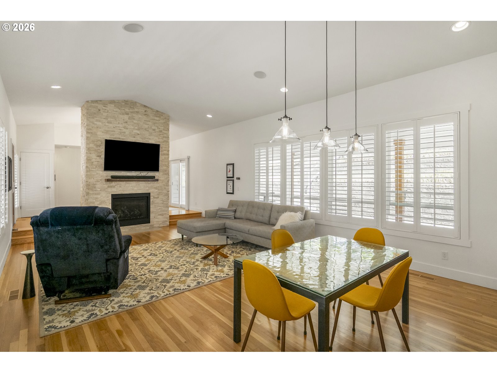 3938 Southwest 36th Place Portland, OR 97221 - Photo 10 of 38