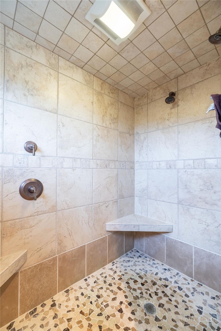 50 Mitchell River Ridge Thurmond, NC 28683 - Photo 26 of 43 a bathroom with a shower