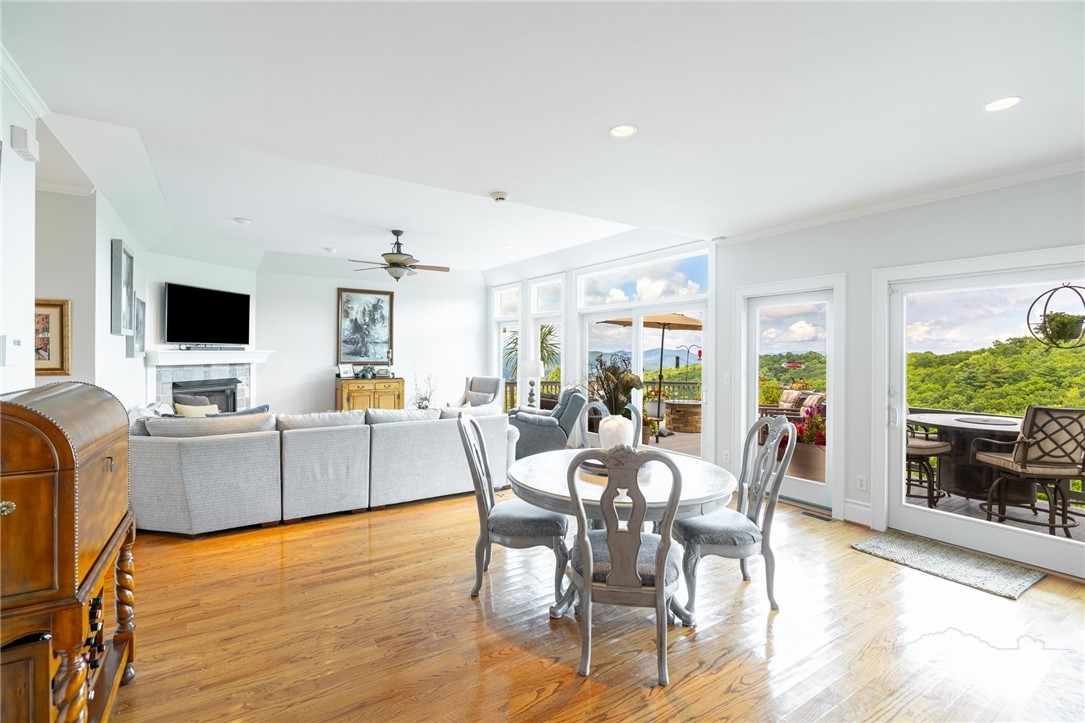 50 Mitchell River Ridge Thurmond, NC 28683 - Photo 5 of 43 a living room with furniture and a flat screen tv