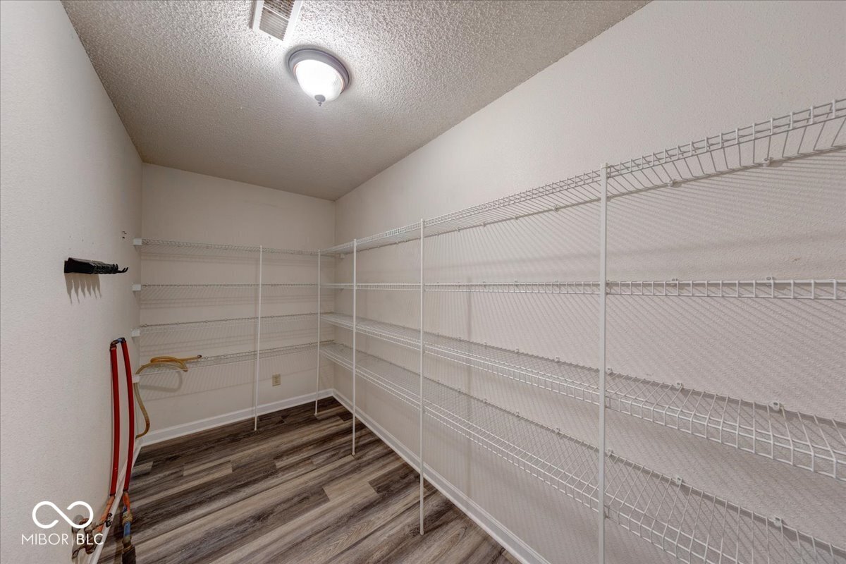 389 Springfield Circle Greenwood, IN 46143 - Photo 17 of 36