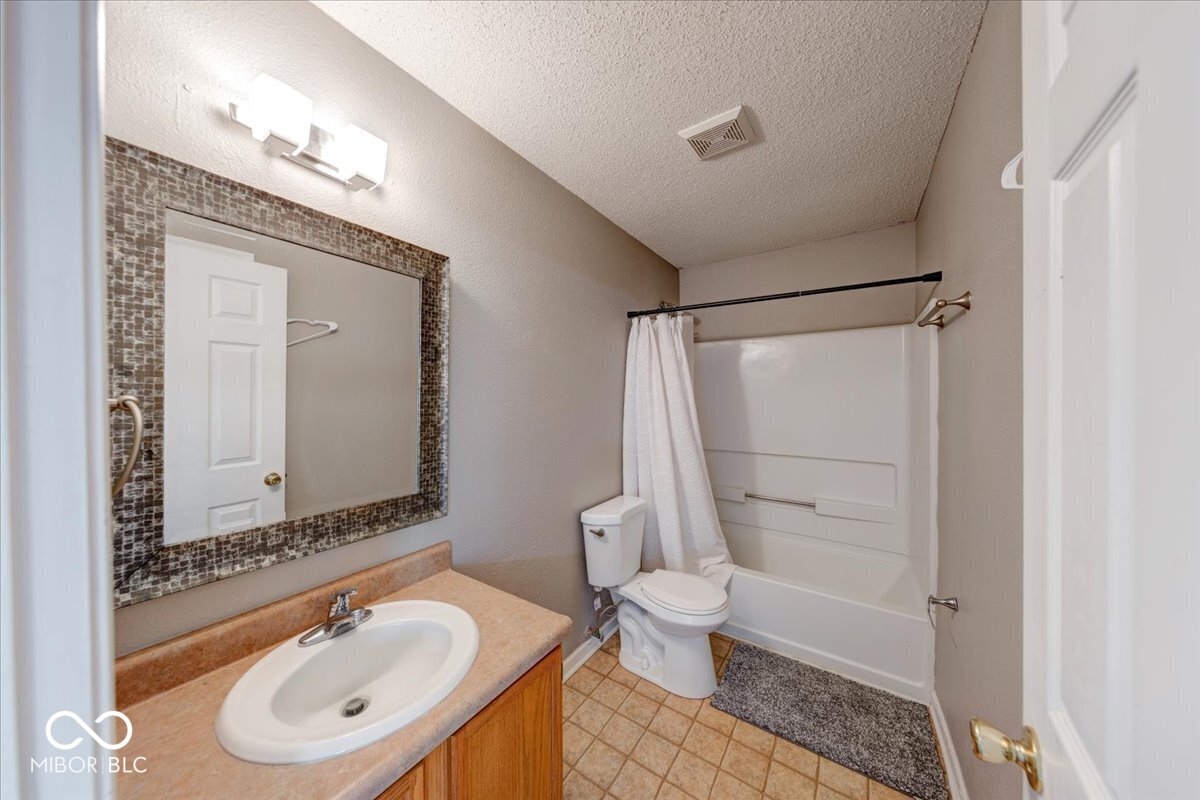 389 Springfield Circle Greenwood, IN 46143 - Photo 25 of 36