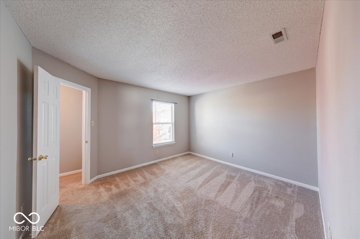 389 Springfield Circle Greenwood, IN 46143 - Photo 28 of 36