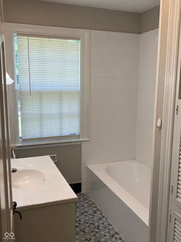 $2,490 | 32 Cricket Knoll Lane, Carmel, IN 46033