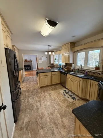 $3,500 | 12 Melanie Lane, Ledyard, CT 06335