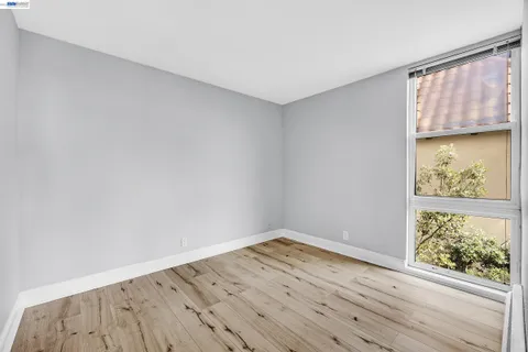 $779,000 | 2 Panoramic Way, Unit 306, Berkeley, CA 94704