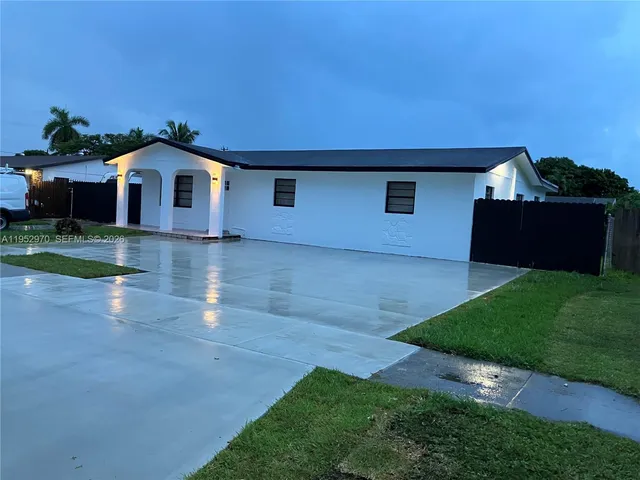 $550,000 | 15621 Southwest 302nd Street, Homestead, FL 33033
