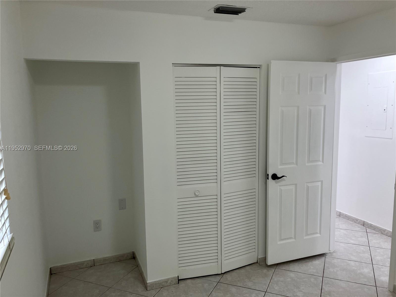 15621 Southwest 302nd Street Homestead, FL 33033 - Photo 8 of 27