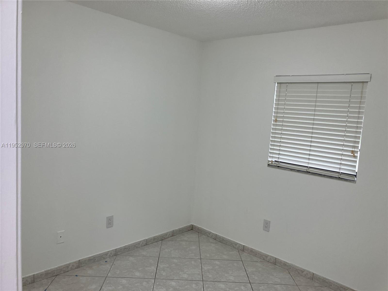 15621 Southwest 302nd Street Homestead, FL 33033 - Photo 9 of 27