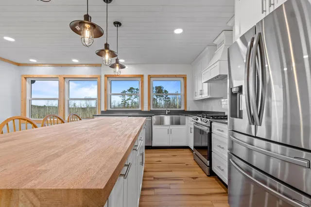 $850,000 | 711 Lick Point Road, Sequatchie, TN 37374