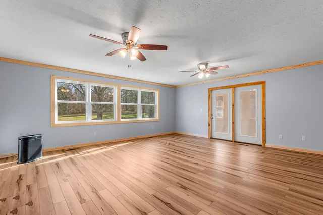 $850,000 | 711 Lick Point Road, Sequatchie, TN 37374