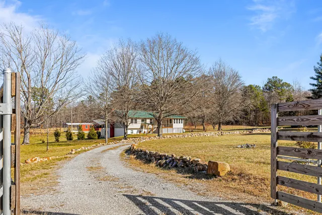 $850,000 | 711 Lick Point Road, Sequatchie, TN 37374