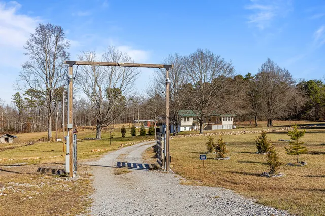 $850,000 | 711 Lick Point Road, Sequatchie, TN 37374