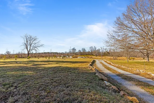 $850,000 | 711 Lick Point Road, Sequatchie, TN 37374