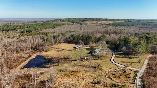 $850,000 | 711 Lick Point Road, Sequatchie, TN 37374