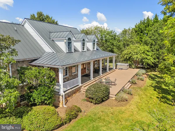 $2,295,000 | 6951 Hilltop Lane, Marshall, VA 20115