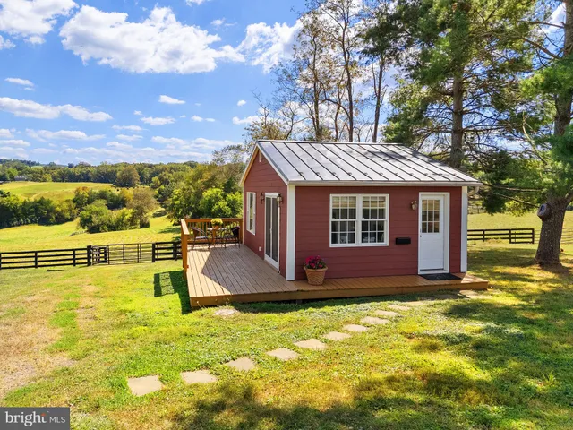 $2,295,000 | 6951 Hilltop Lane, Marshall, VA 20115