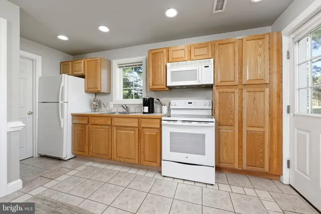 $2,295,000 | 6951 Hilltop Lane, Marshall, VA 20115