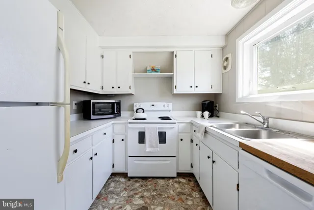 $2,295,000 | 6951 Hilltop Lane, Marshall, VA 20115