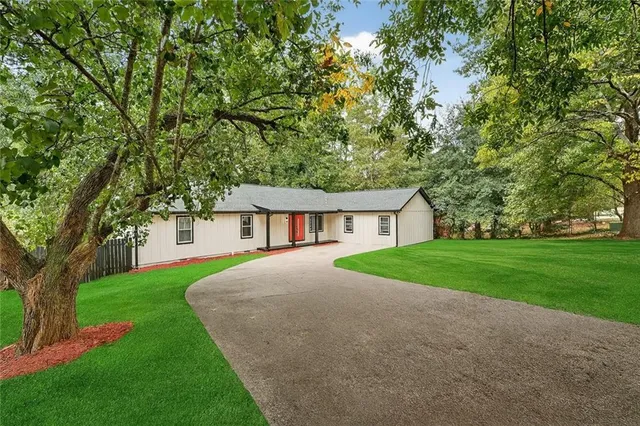 $349,900 | 1437 Stoneleigh Hill Road, Lithonia, GA 30058