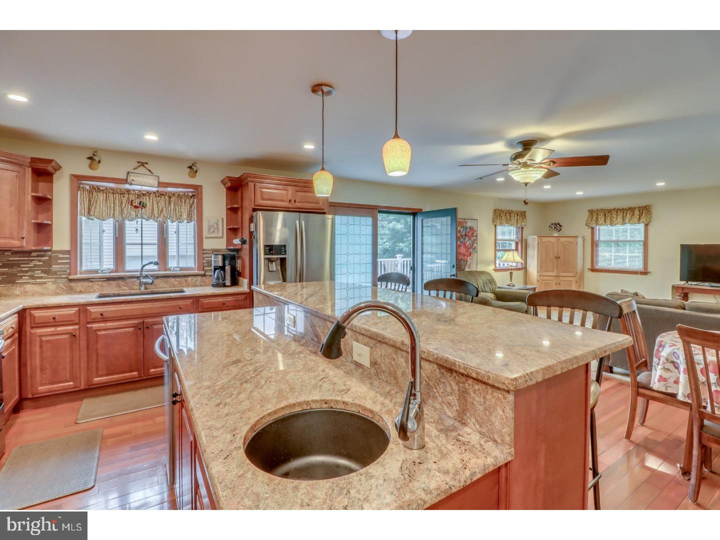 382 Shaw Road Ridley Park, PA 19078 - Photo 8 of 25 Kitchen