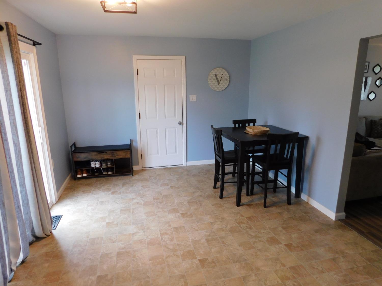 777 Fox River Road Valparaiso, IN 46385 - Photo 11 of 18 1500x1125