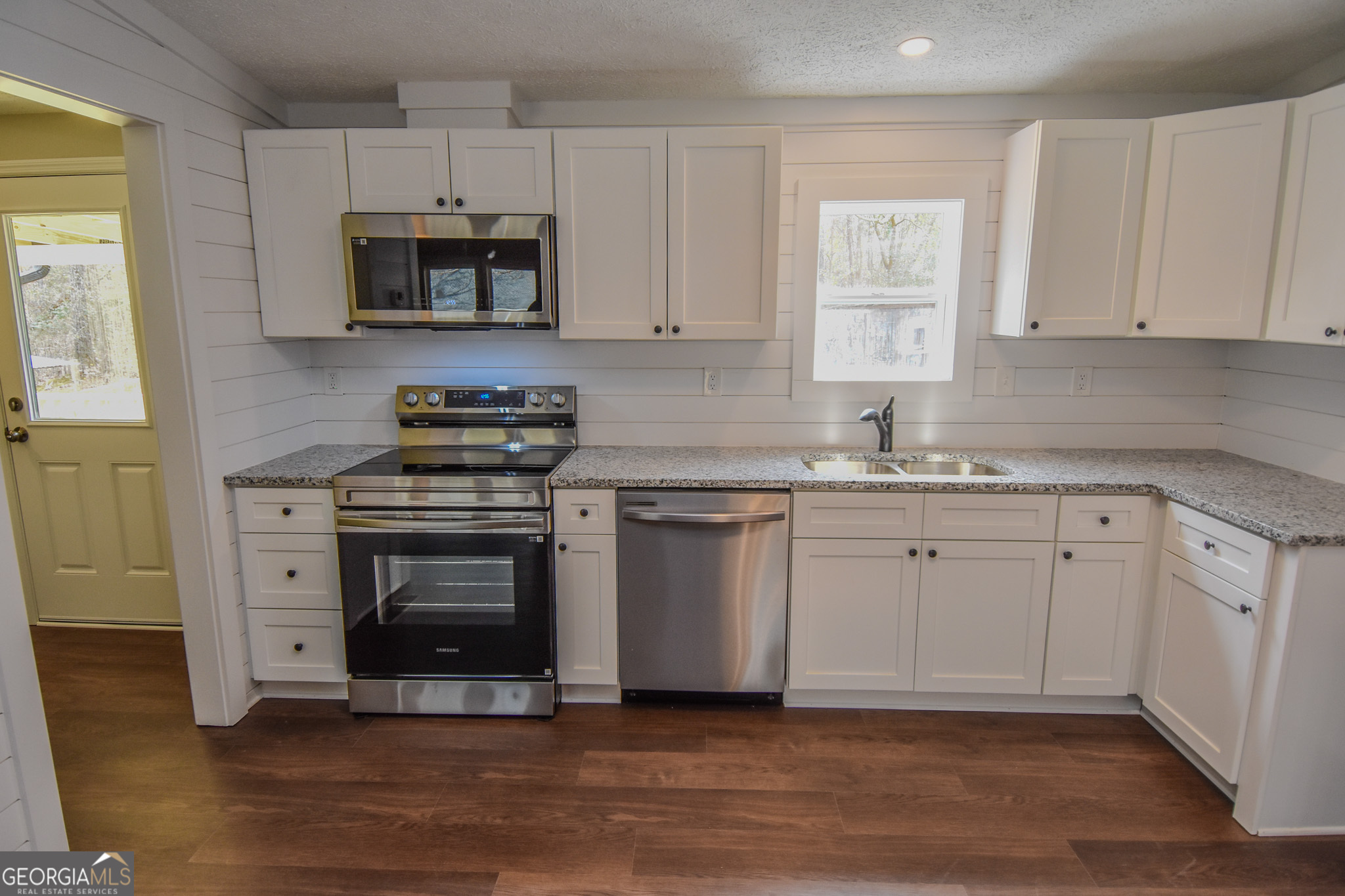 205 Bradley Road Jackson, GA 30233 - Photo 14 of 53