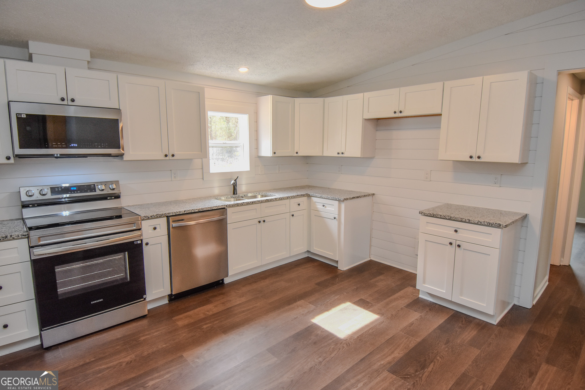 205 Bradley Road Jackson, GA 30233 - Photo 17 of 53