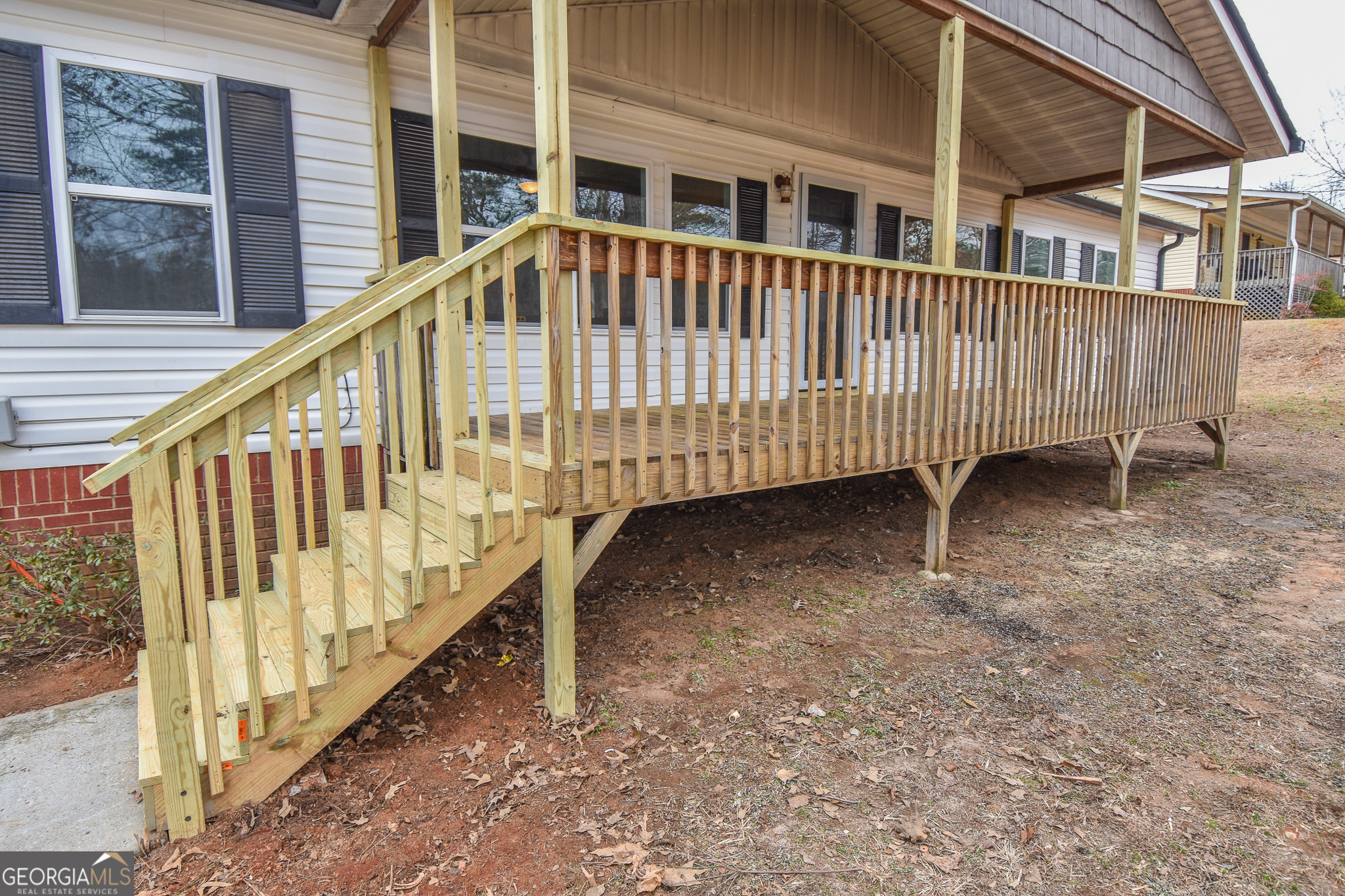 205 Bradley Road Jackson, GA 30233 - Photo 4 of 53