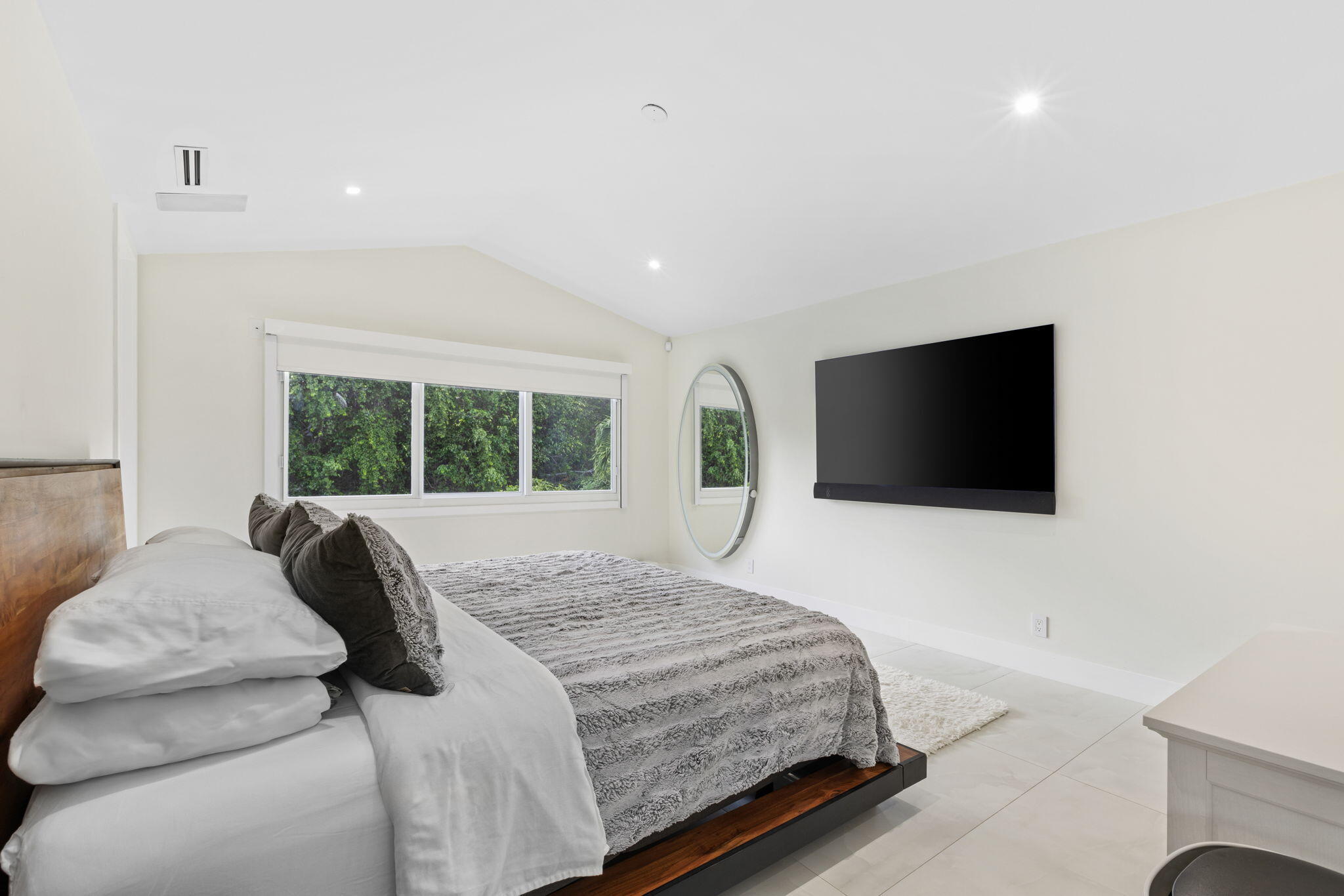 23323 La Vida Way Boca Raton, FL 33433 - Photo 17 of 38 Primary Bedroom