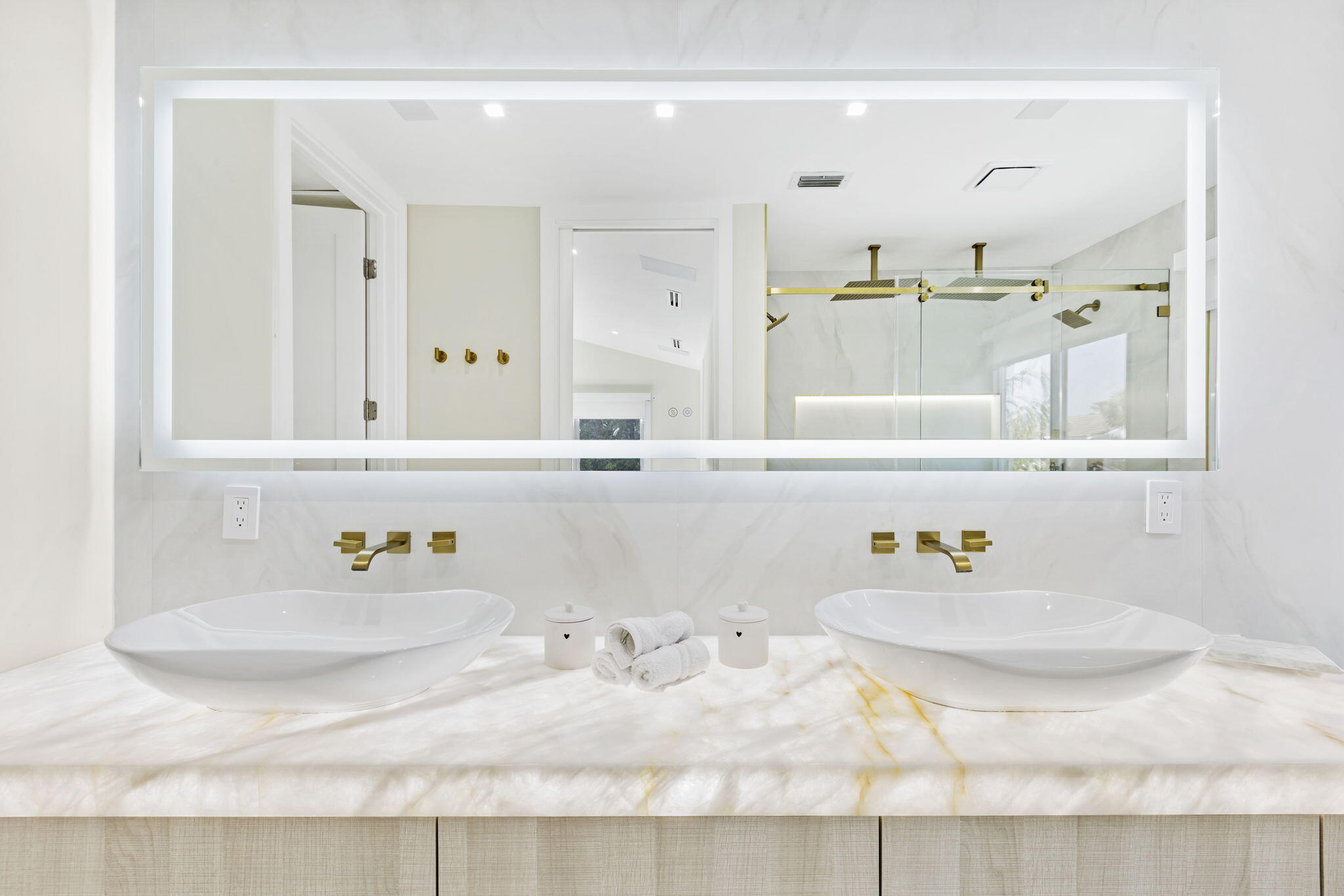 23323 La Vida Way Boca Raton, FL 33433 - Photo 20 of 38 Primary Bathroom