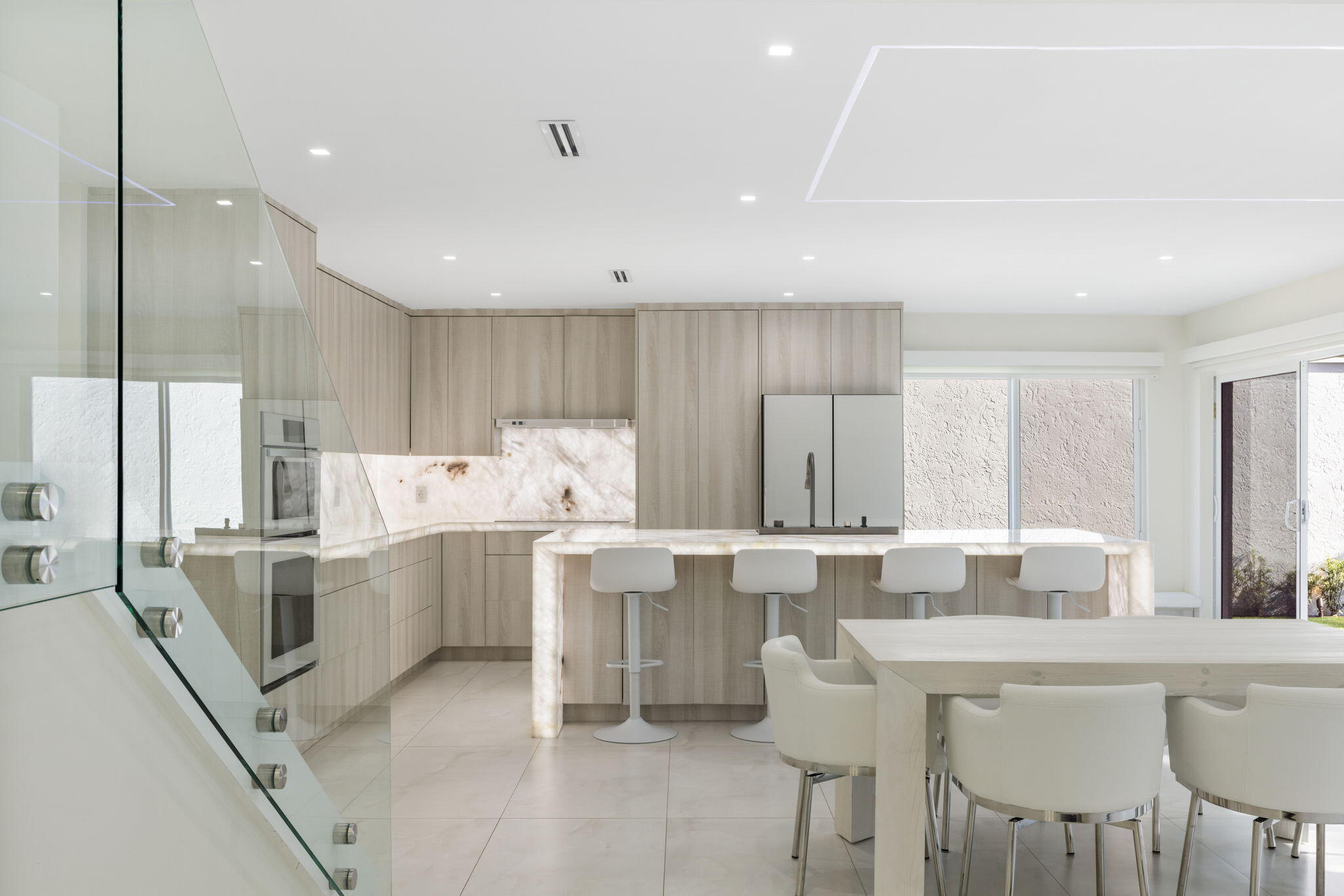 23323 La Vida Way Boca Raton, FL 33433 - Photo 7 of 38 Eat-in Kitchen