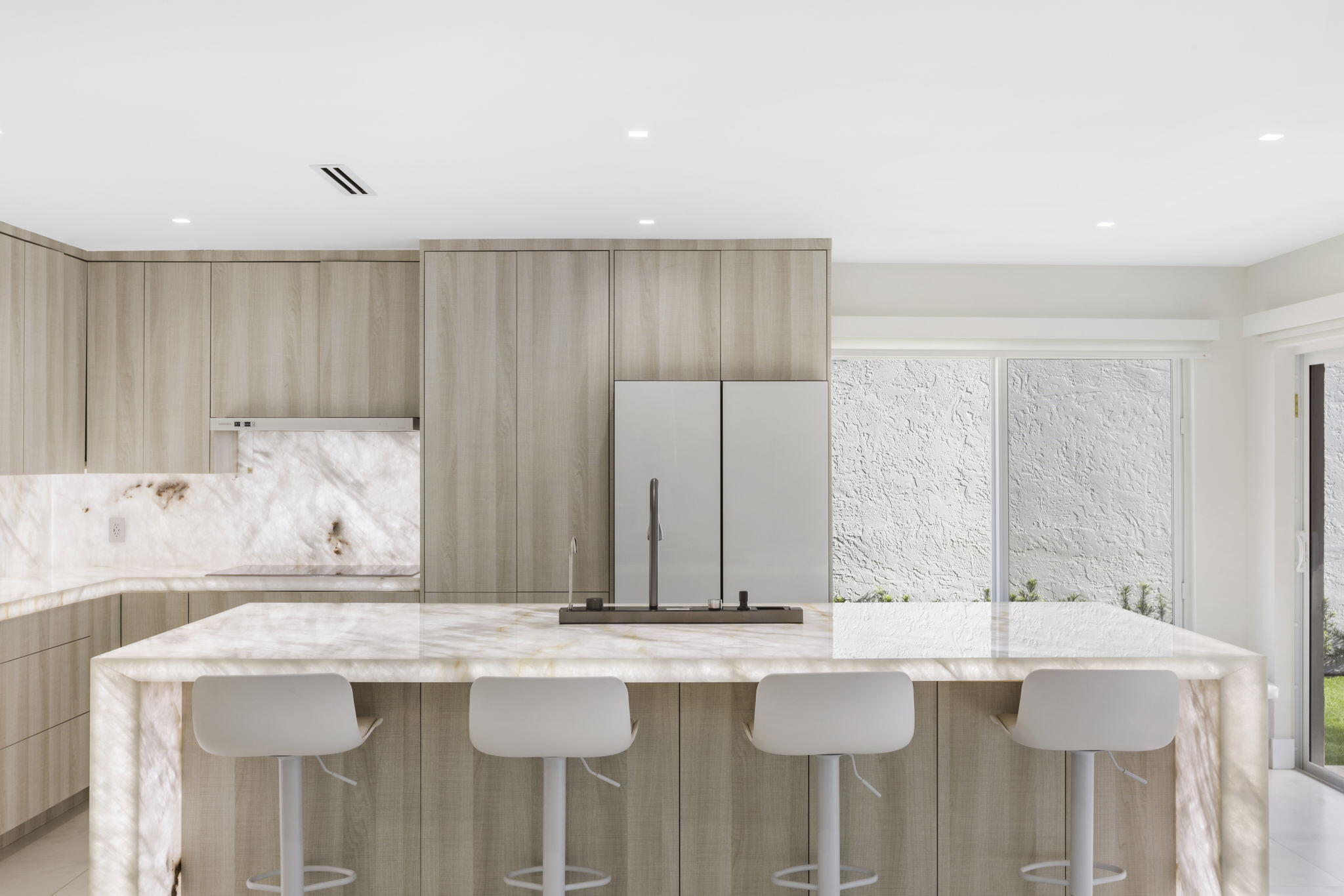 23323 La Vida Way Boca Raton, FL 33433 - Photo 10 of 38 Kitchen