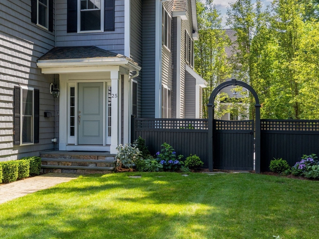 25 Bryn Mawr Road Wellesley, MA 02482 - Photo 2 of 34