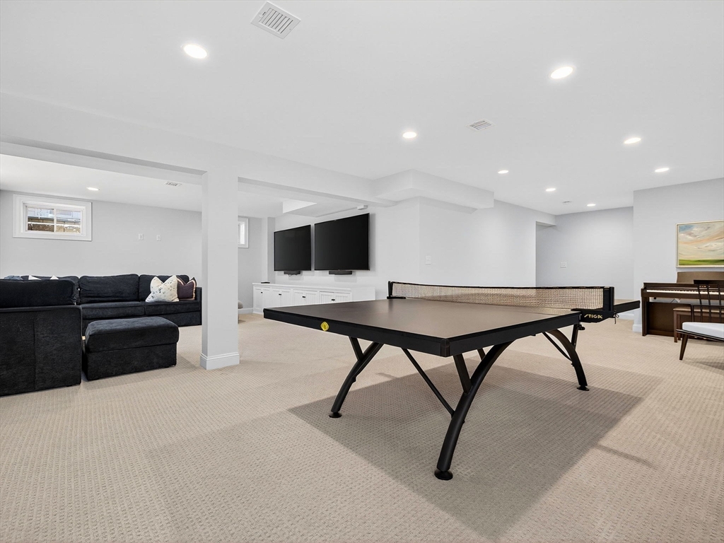25 Bryn Mawr Road Wellesley, MA 02482 - Photo 29 of 34