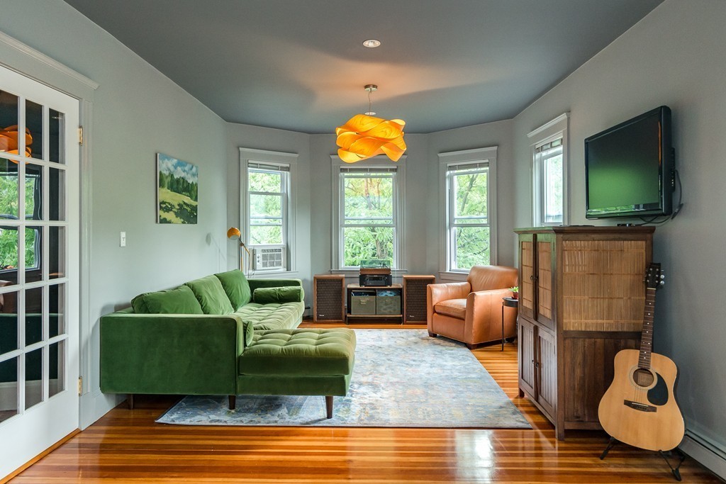 82 Highland Road, Unit 3 Brookline, MA 02445 - Photo 2 of 17 Gallery Image 2